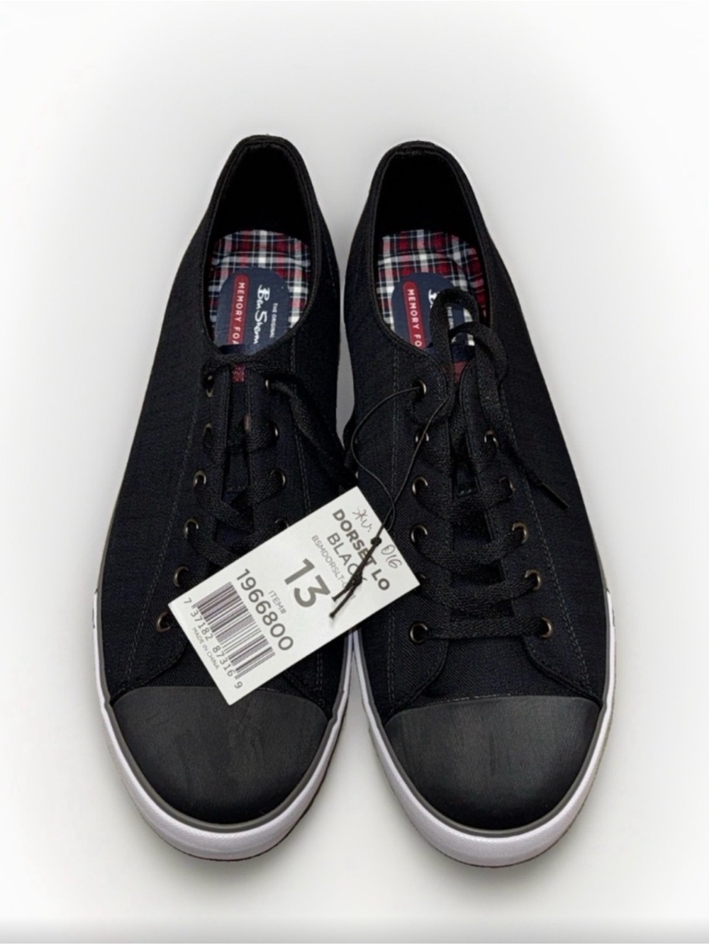 Ben Sherman Black Canvas Low-Top Sneakers